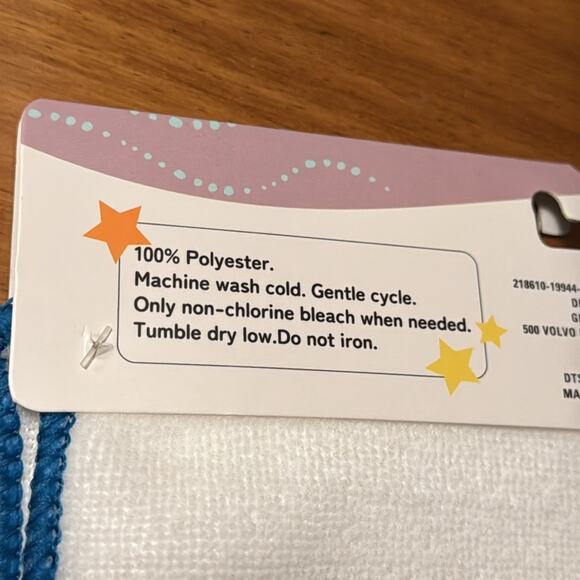 NWT White Hooded Towel with Blue Dinosaur - Picture 4 of 4